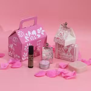 Agnes & Cat Gift Sets